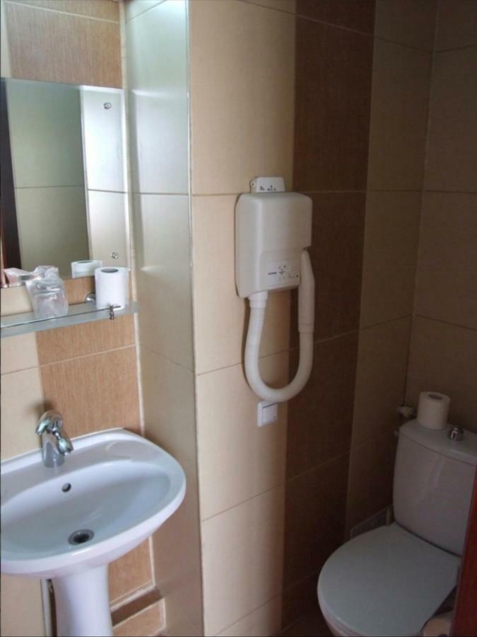 Plaisir Hotel Ploieşti Kültér fotó