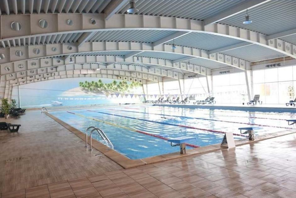 Plaisir Hotel Ploieşti Kültér fotó